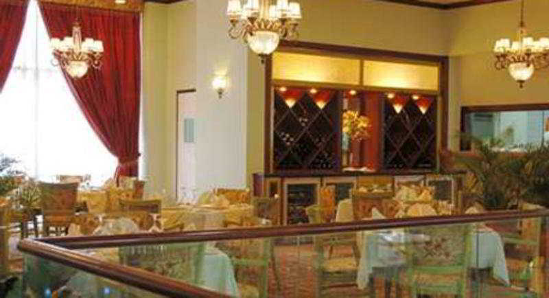 Готель Wyndham Kingston Jamaica Ресторан фото